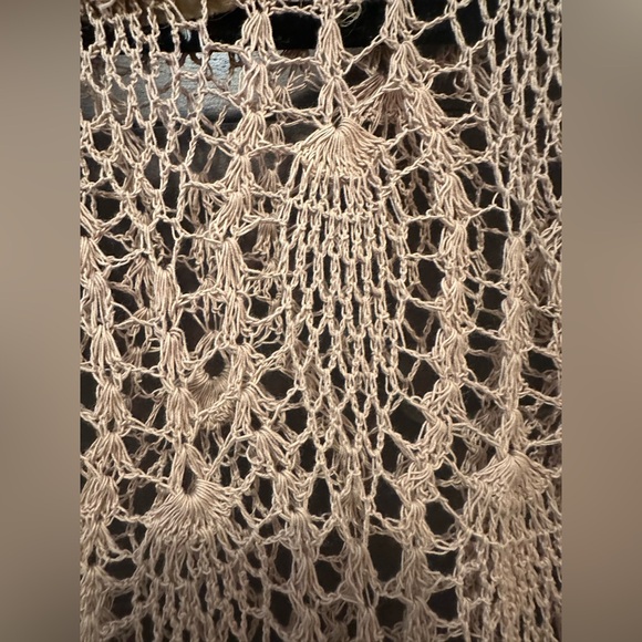 One size taupe/tan crocheted beach coverup - Picture 7 of 8